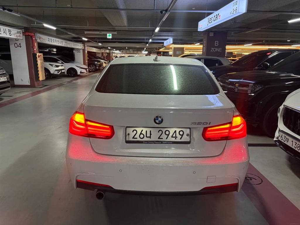 BMW 3 series - Vista 4