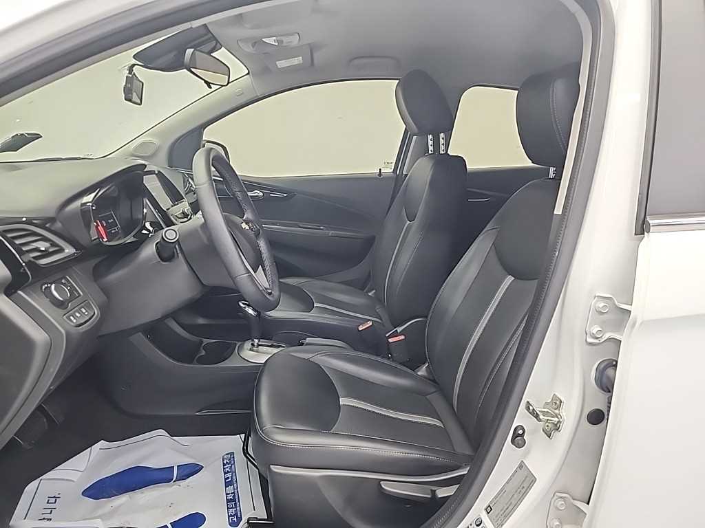 Chevrolet Spark - Vista 11