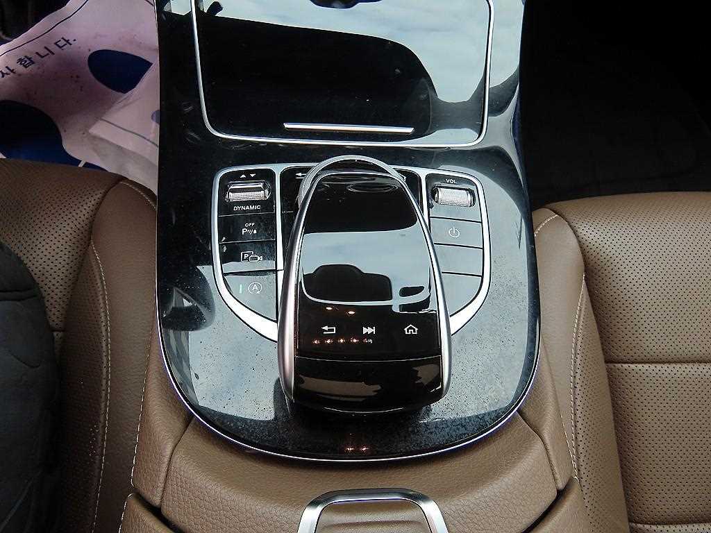 Mercedes Benz E class 2020 Negro - Importación desde Corea - HF Imports Iquique - Foto 13