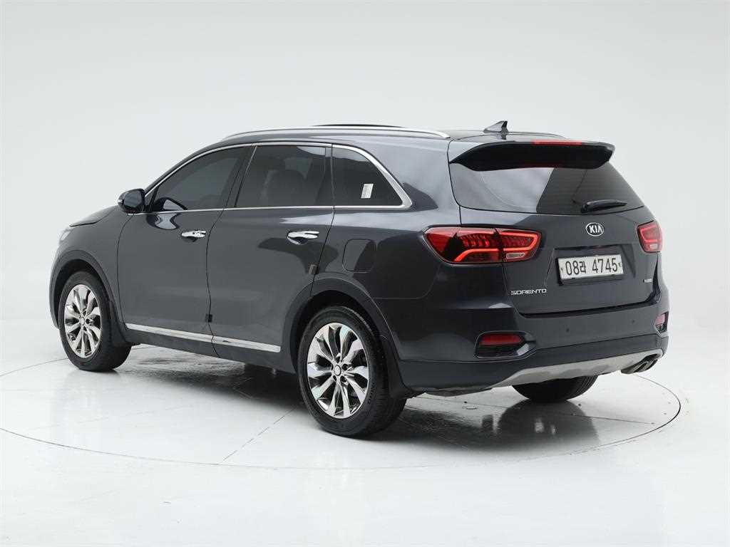 KIA Sorento - Vista 4