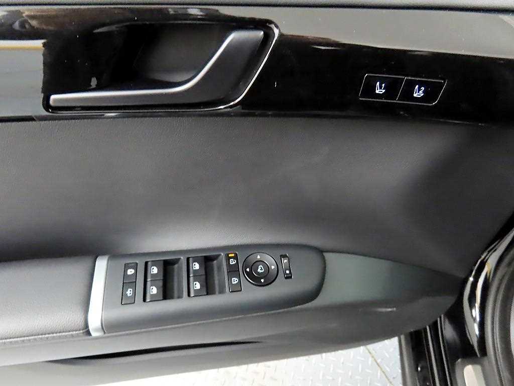 HYUNDAI Grandeur - Vista 11