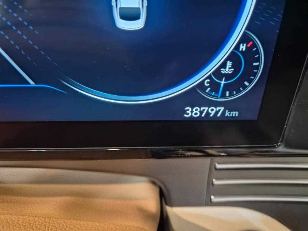 HYUNDAI Grandeur - Vista 12