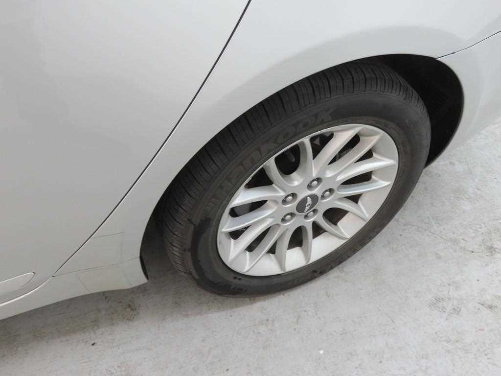 HYUNDAI Genesis 2011 Gris - Importación desde Corea - HF Imports Iquique - Foto 19