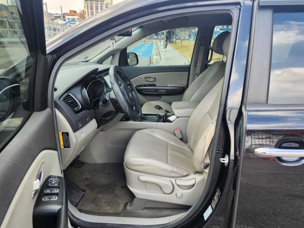 KIA Carnival 2015 Negro - Importación desde Corea - HF Imports Iquique - Foto 16