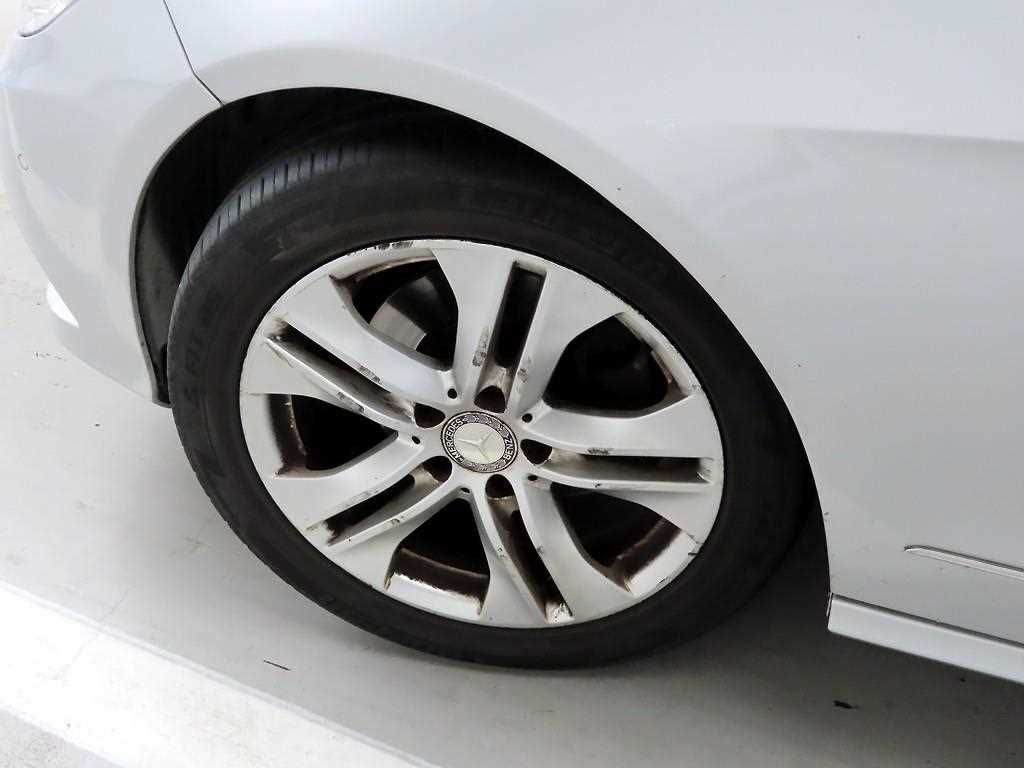 Mercedes Benz E class 2012 Plateado - Importación desde Corea - HF Imports Iquique - Foto 19