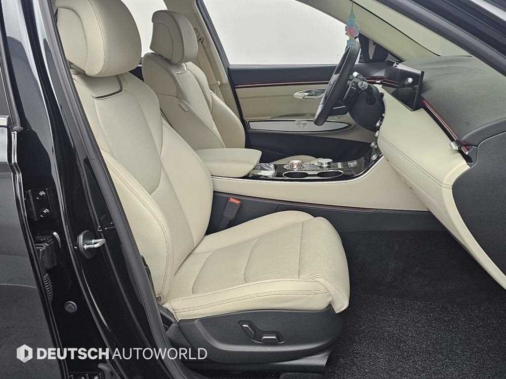 Genesis GV70 - Vista 10