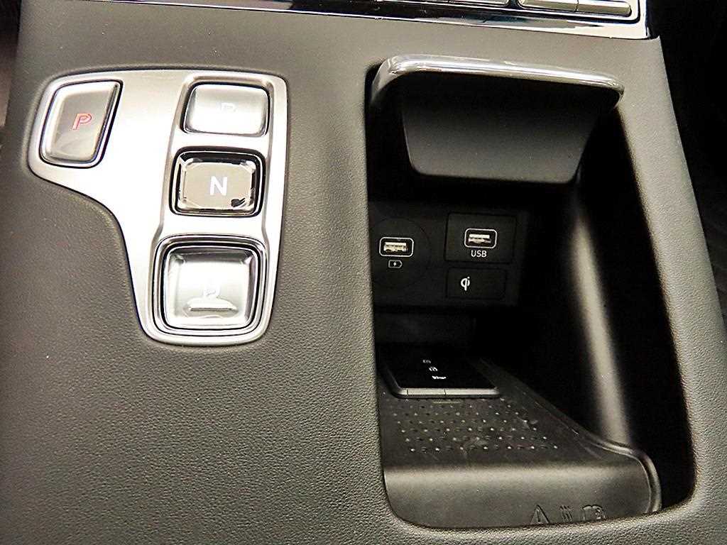 HYUNDAI Grandeur - Vista 10