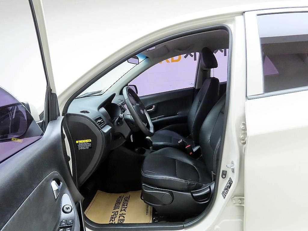 KIA Morning 2012 Blanco - Importación desde Corea - HF Imports Iquique - Foto 15