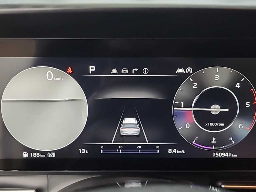 KIA Carnival - Vista 6