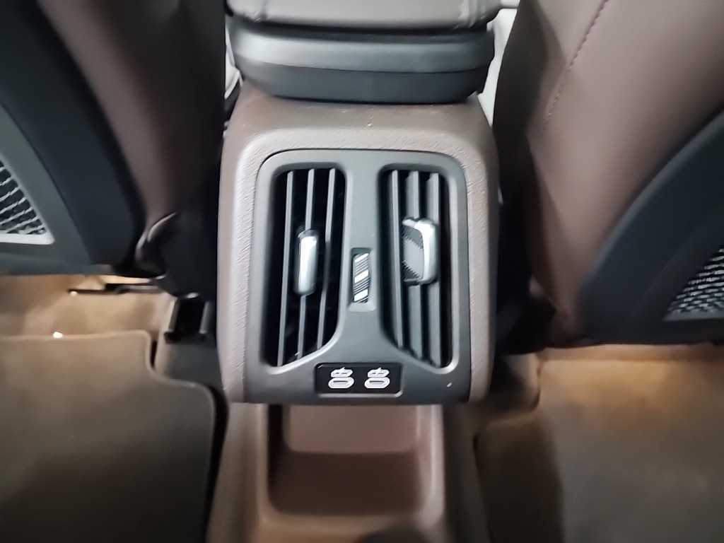 BMW X1 2024 Negro - Importación desde Corea - HF Imports Iquique - Foto 13