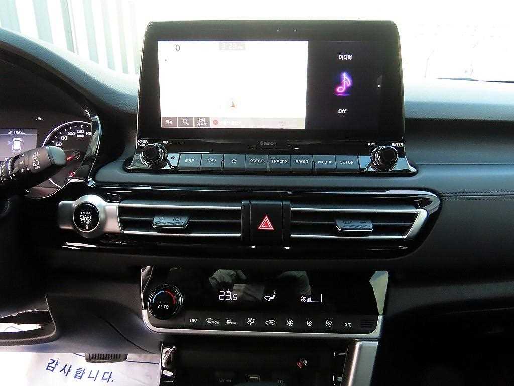 KIA Seltos 2020 Blanco - Importación desde Corea - HF Imports Iquique - Foto 13