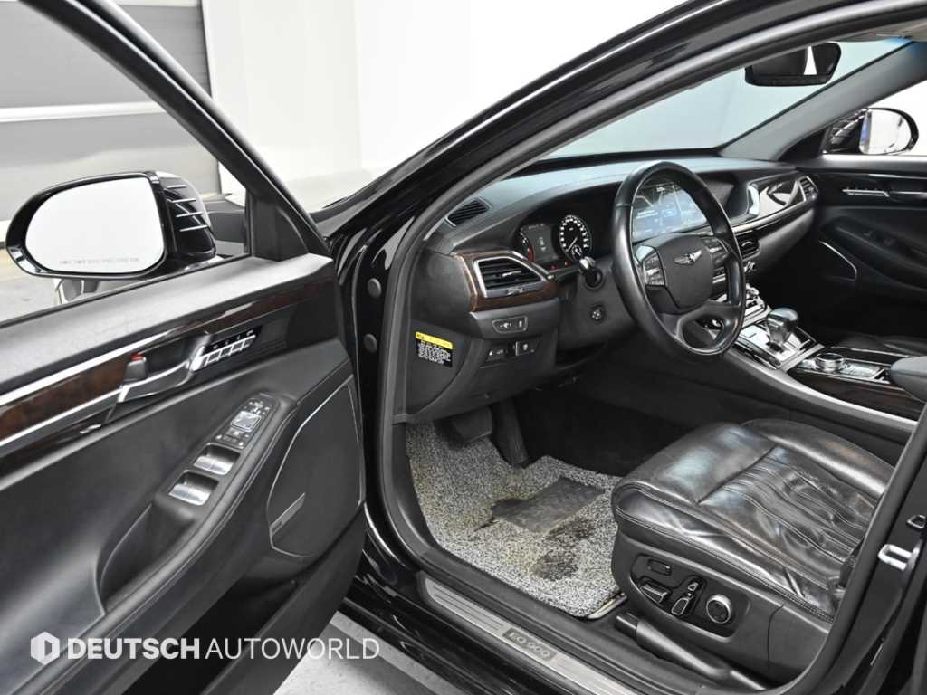 Genesis EQ900 - Vista 11