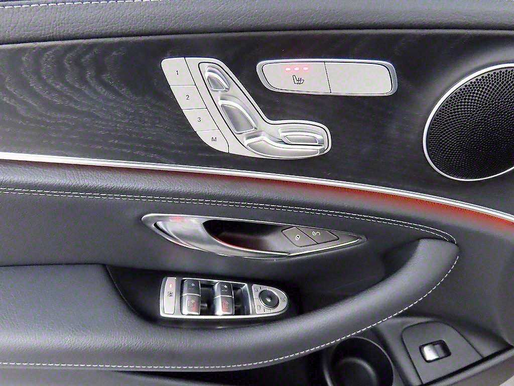 Mercedes Benz E class - Vista 11