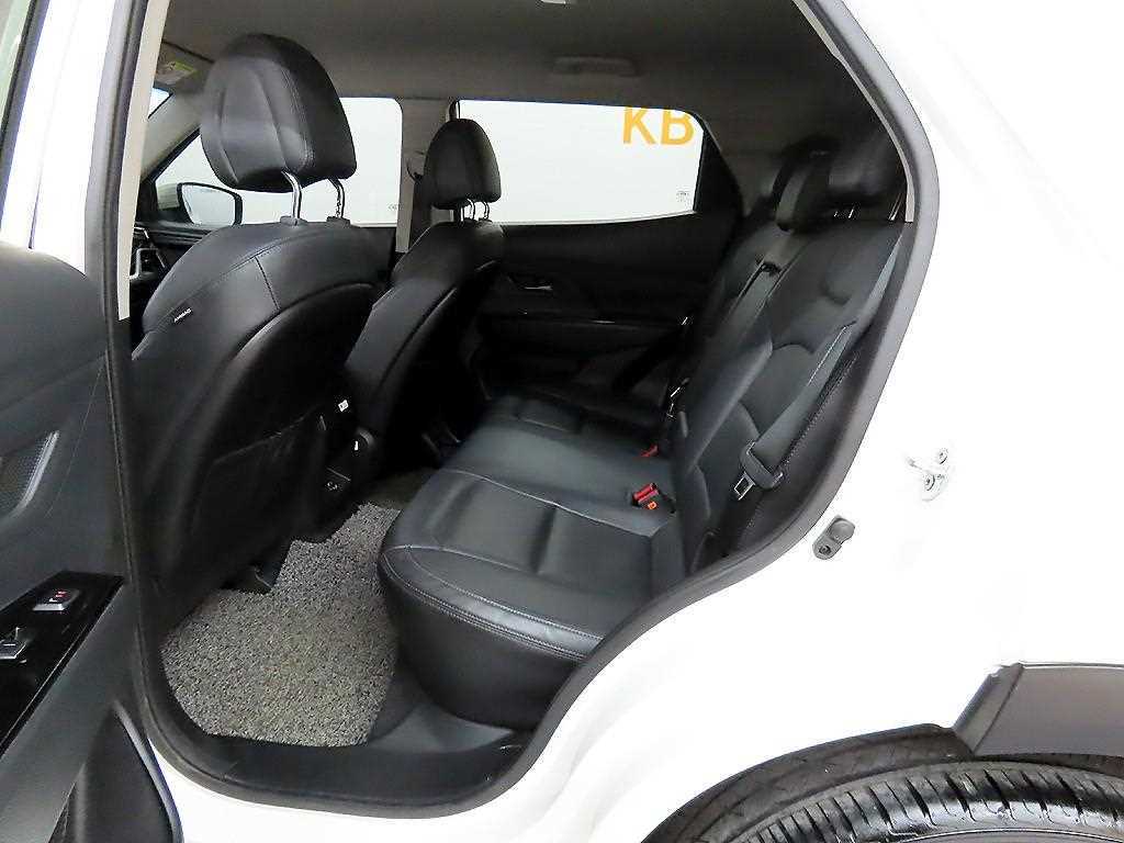 Ssangyong Korando - Vista 6