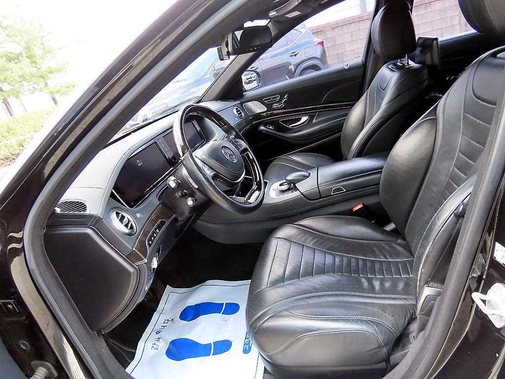 Mercedes Benz S Class - Vista 5