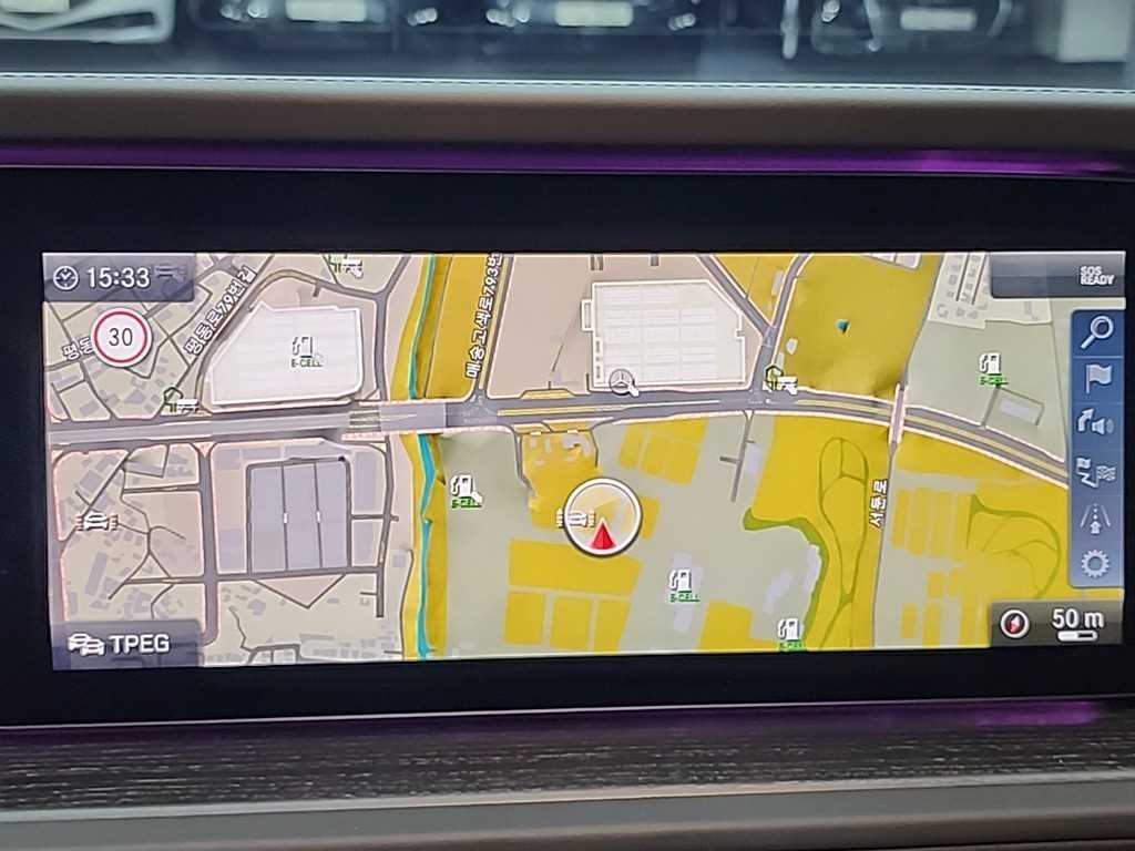 Mercedes Benz G Class (G Wagen) 2024 Blanco - Importación desde Corea - HF Imports Iquique - Foto 16