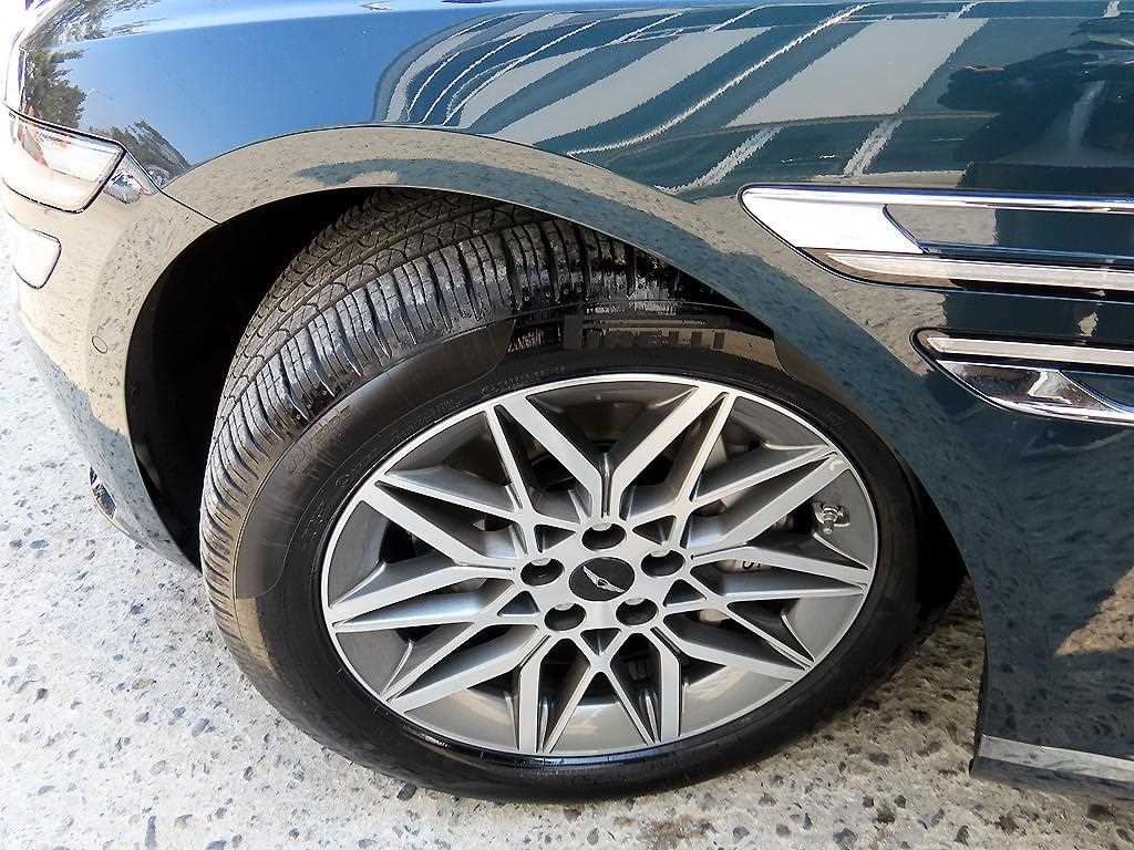 Genesis G80 2025 Azul - Importación desde Corea - HF Imports Iquique - Foto 20