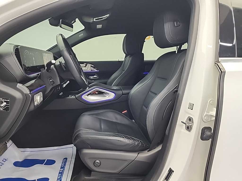 Mercedes Benz GLE Class - Vista 11