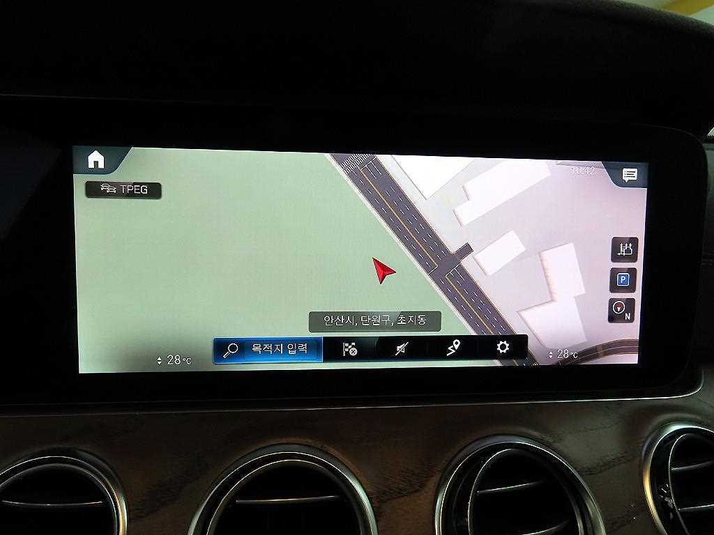 Mercedes Benz E class 2021 Blanco - Importación desde Corea - HF Imports Iquique - Foto 15