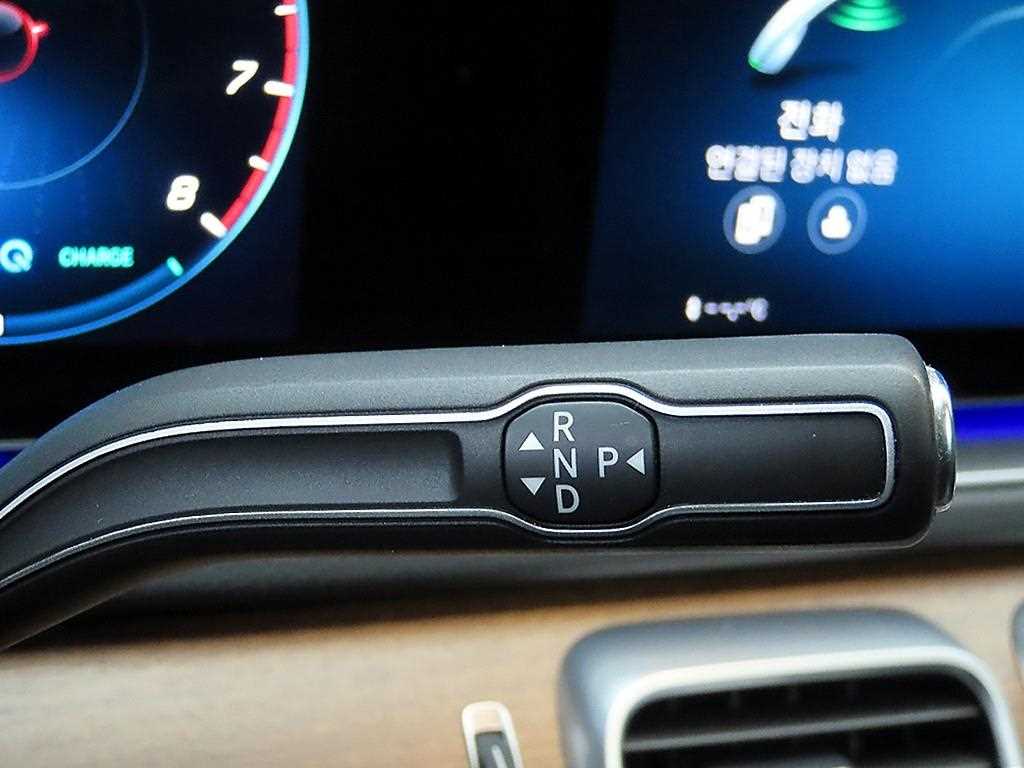 Mercedes Benz GLE Class - Vista 10