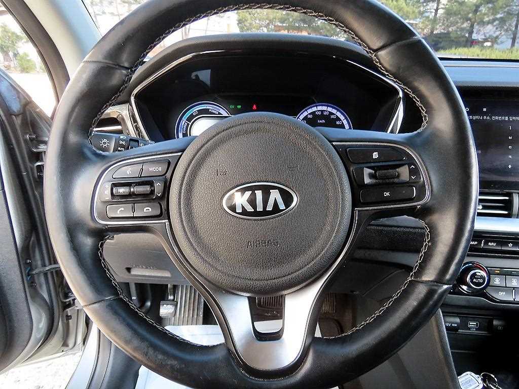 KIA Niro - Vista 8