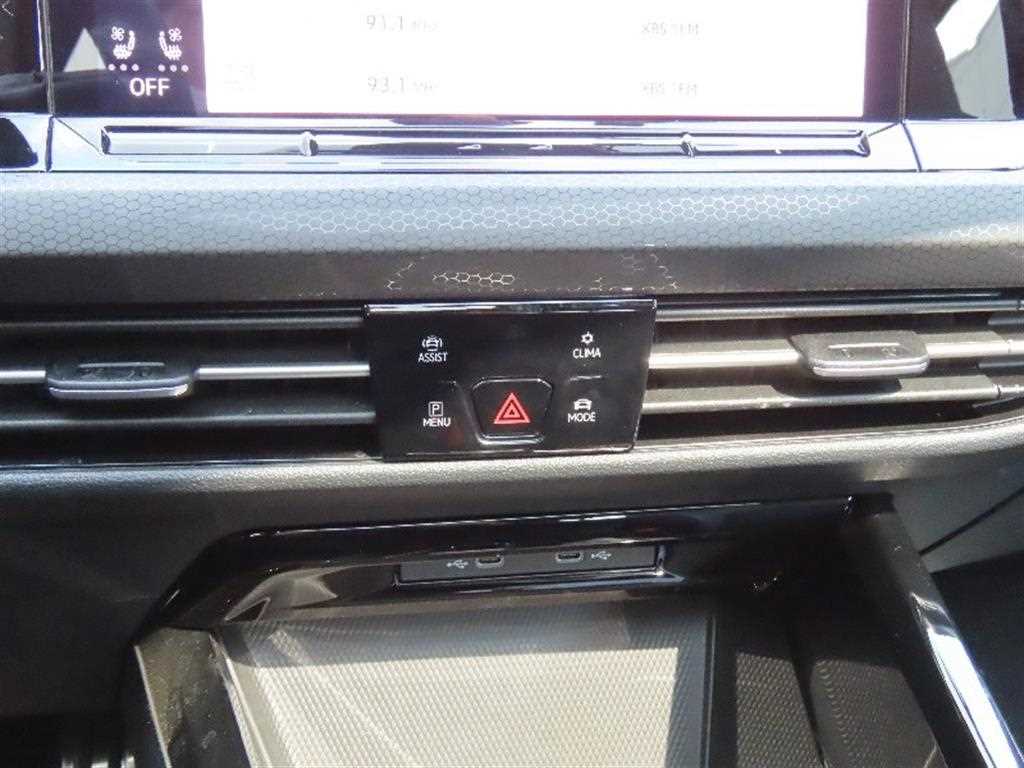 Volkswagen Golf - Vista 7