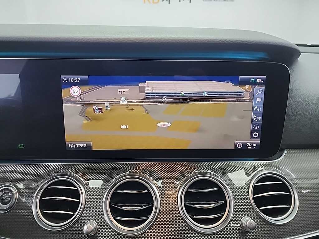 Mercedes Benz E class 2020 Blanco - Importación desde Corea - HF Imports Iquique - Foto 16