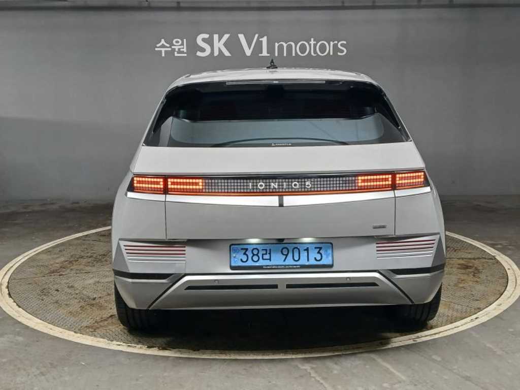 HYUNDAI Ioniq 5 - Vista 5