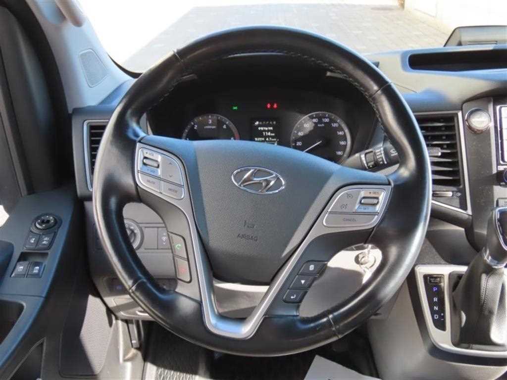 HYUNDAI Solati 2020 Negro - Importación desde Corea - HF Imports Iquique - Foto 15