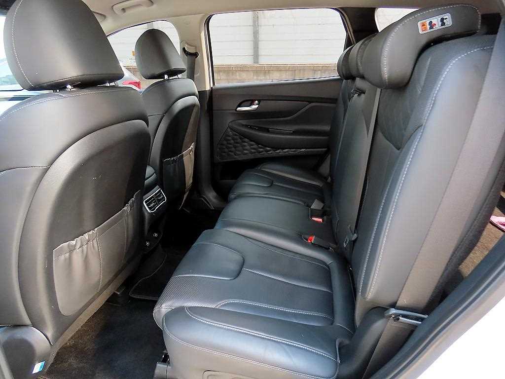 HYUNDAI Santa Fe - Vista 6