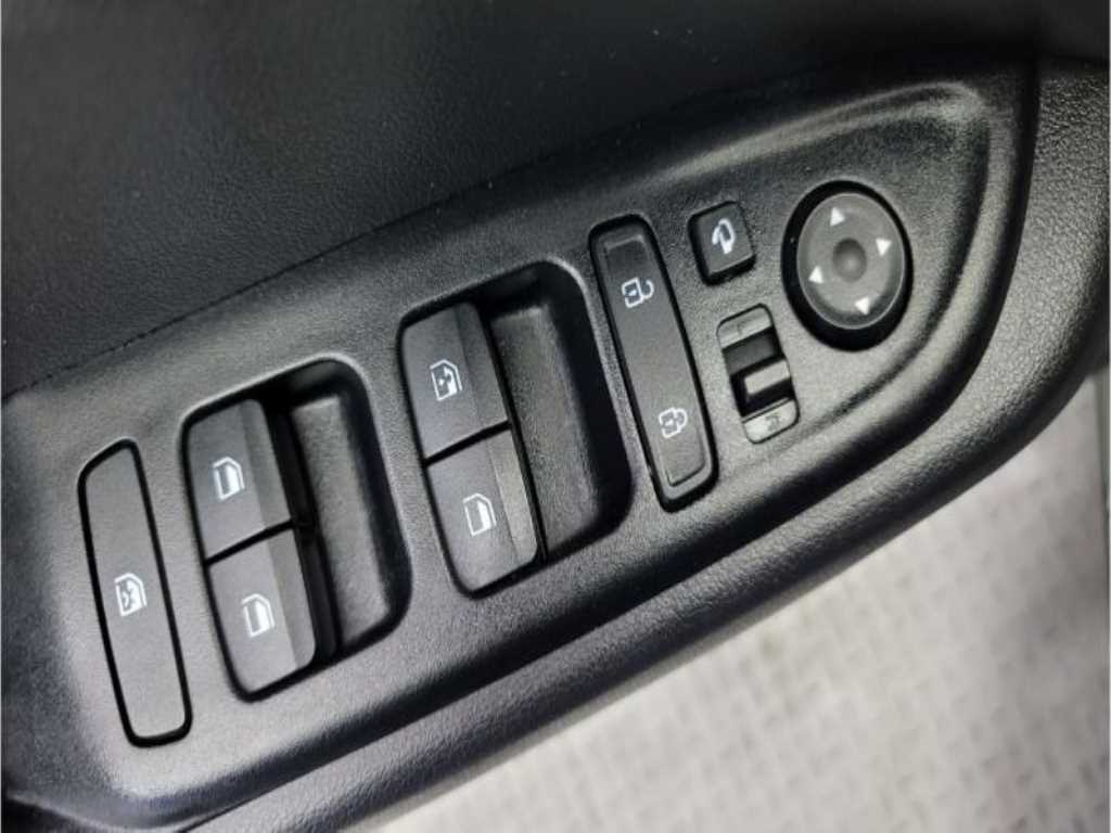 HYUNDAI Venue - Vista 7