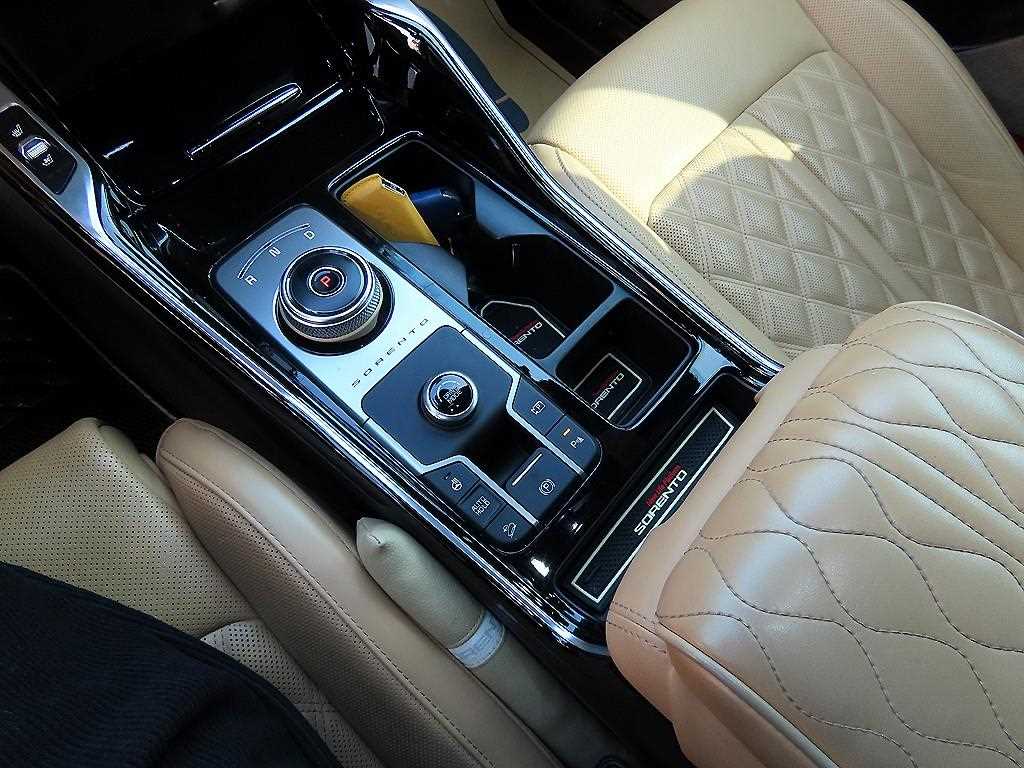 KIA Sorento - Vista 11