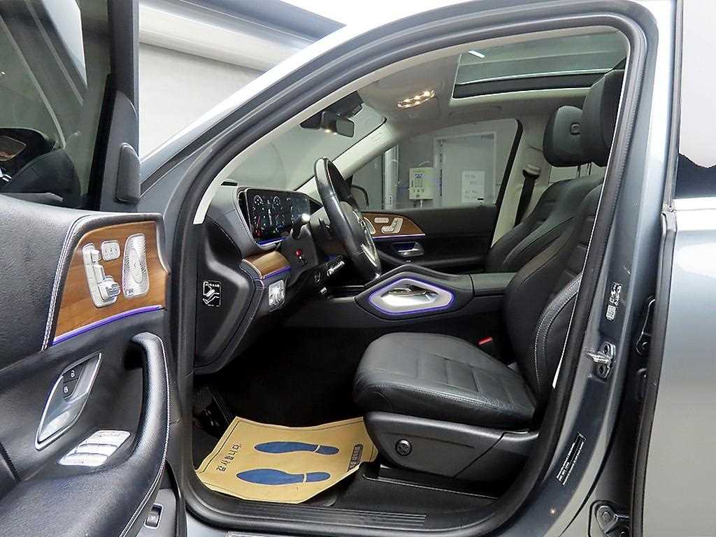 Mercedes Benz GLE Class - Vista 5