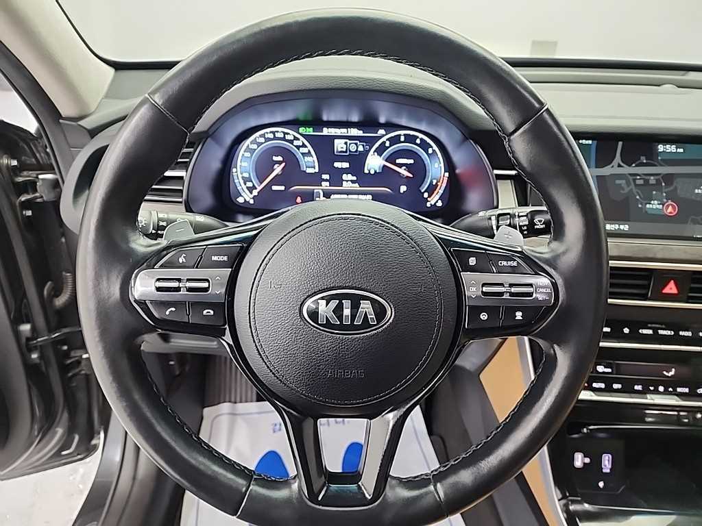 KIA K7 - Vista 9