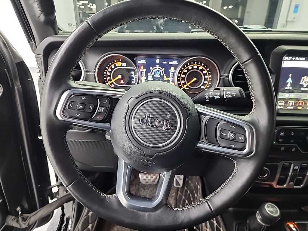 Jeep Wrangler - Vista 9