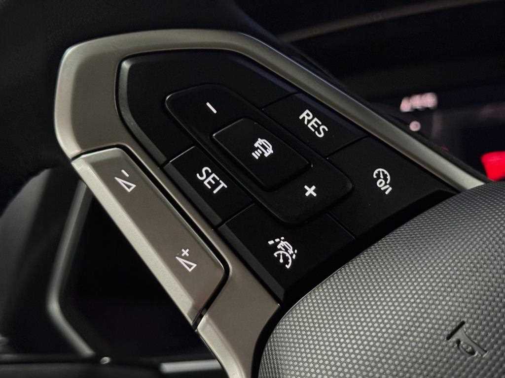 Volkswagen Tiguan 2024 Gris - Importación desde Corea - HF Imports Iquique - Foto 18