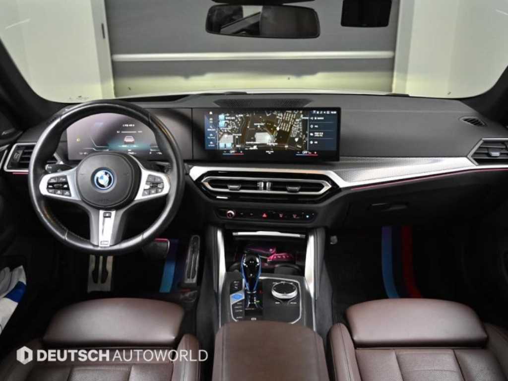 BMW i4 - Vista 7