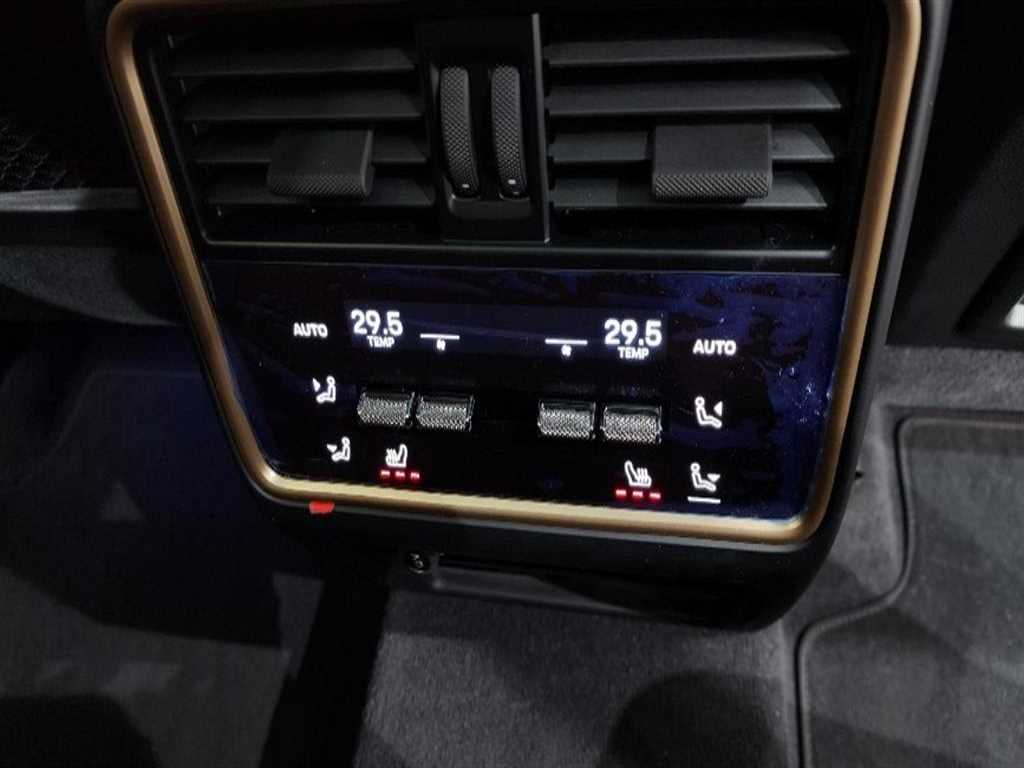 Porsche Cayenne 2025 skyblue - Importación desde Corea - HF Imports Iquique - Foto 18