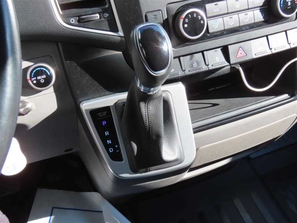 HYUNDAI Solati - Vista 6