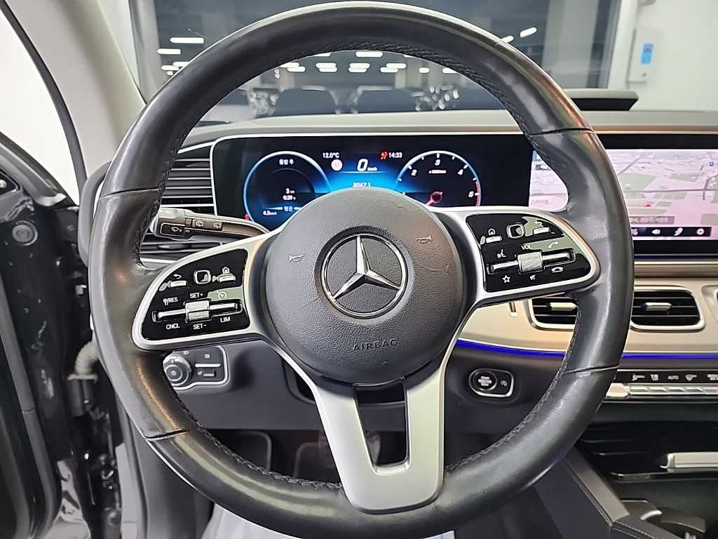 Mercedes Benz GLE Class - Vista 9