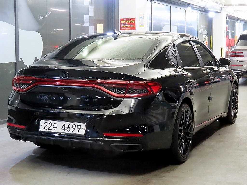 HYUNDAI Grandeur - Vista 4