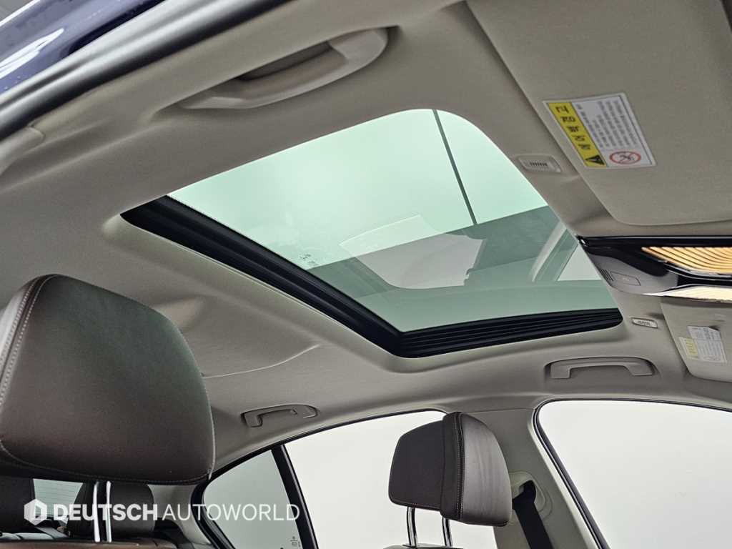 BMW 5 Series 2018 Azul - Importación desde Corea - HF Imports Iquique - Foto 18