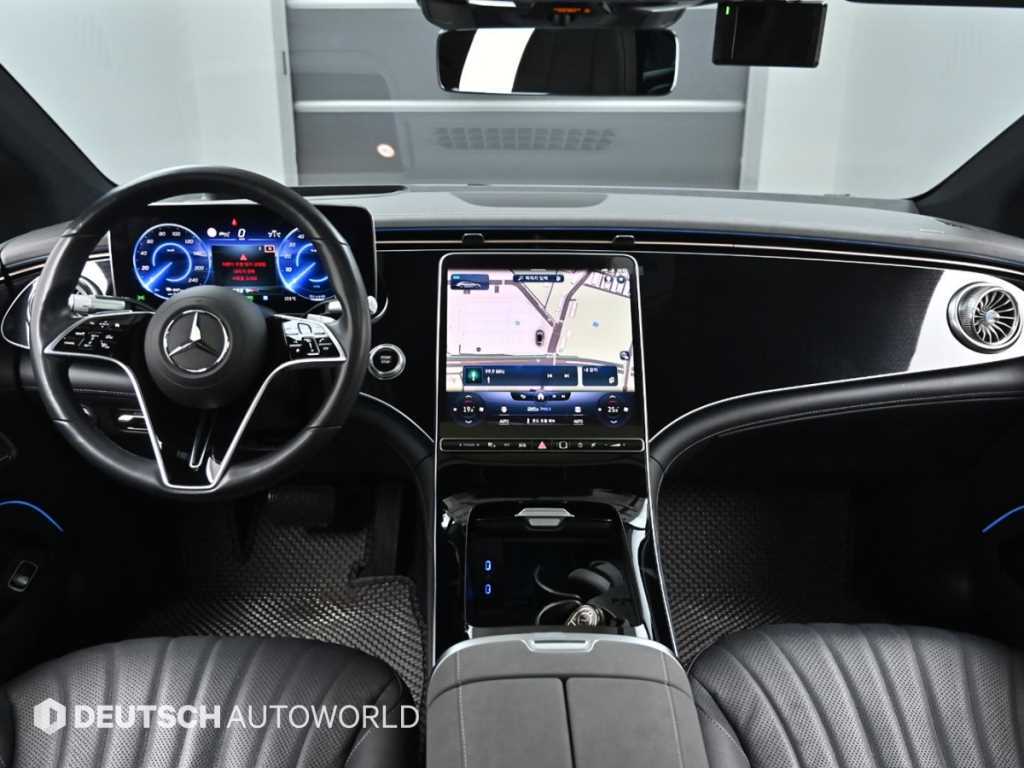 Mercedes Benz EQS - Vista 7