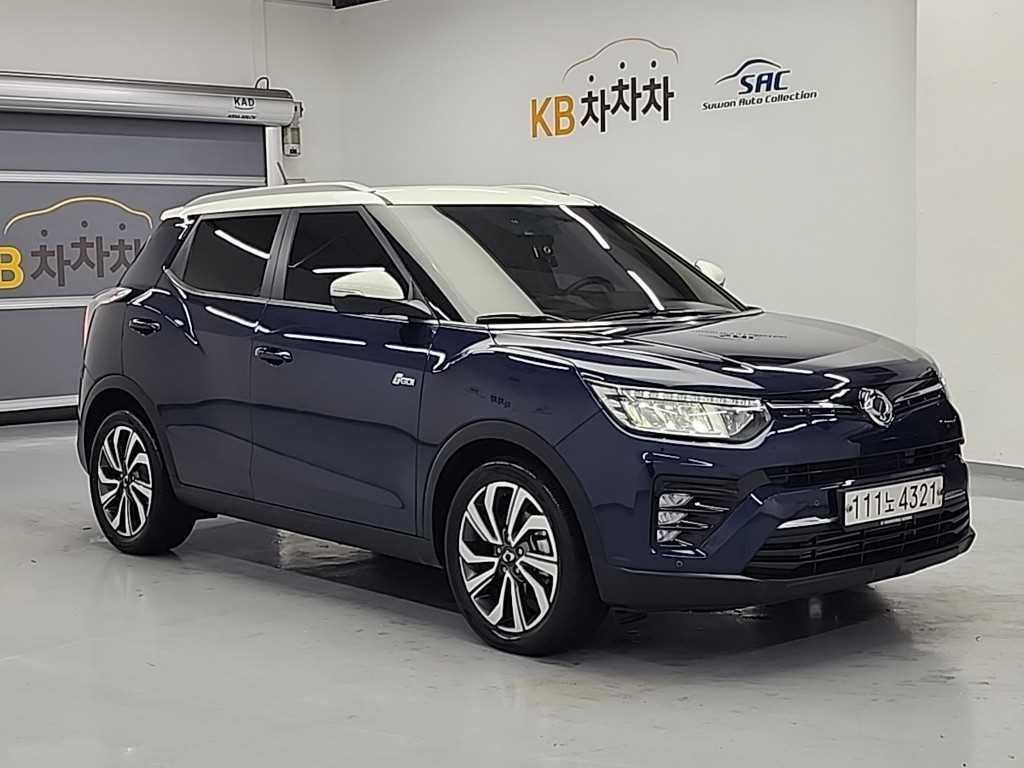 Ssangyong Tivoli - Vista 4