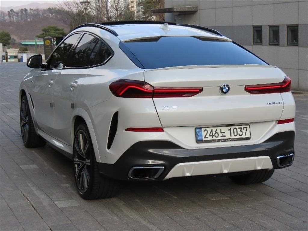 BMW X6 - Vista 4