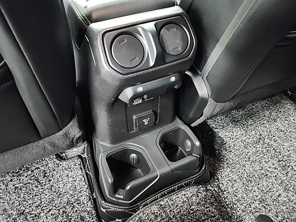 Jeep Wrangler 2018 Negro - Importación desde Corea - HF Imports Iquique - Foto 13