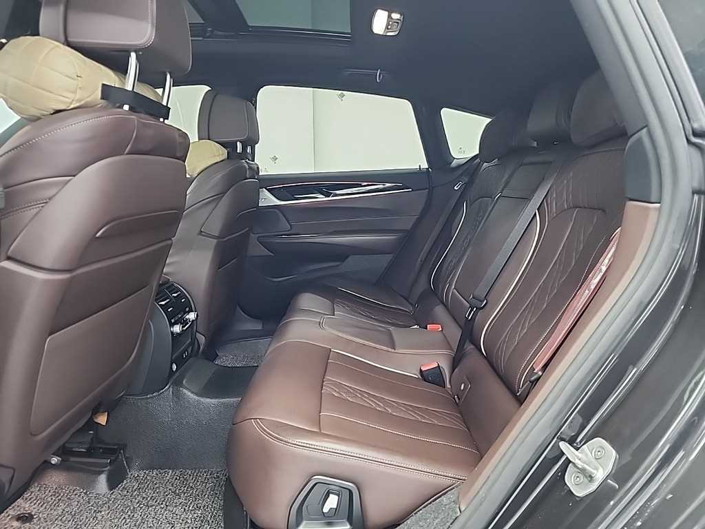 BMW Gran Turismo - Vista 12