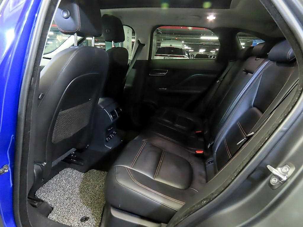 Jaguar F-PACE - Vista 7