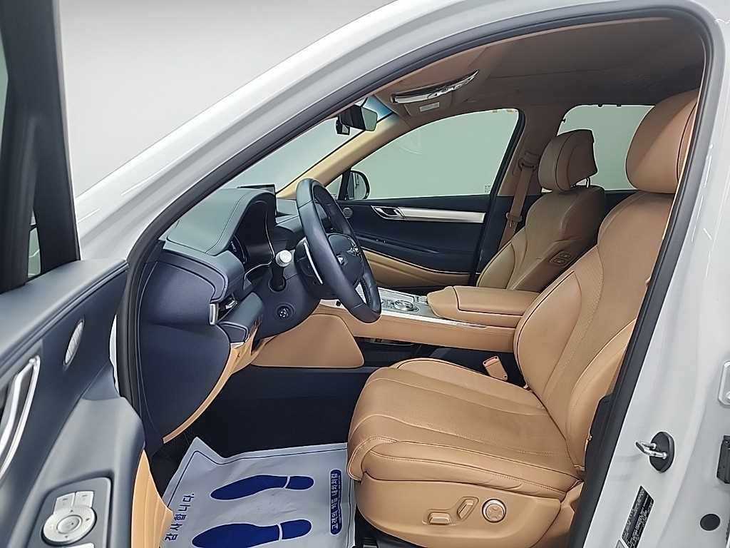 Genesis GV80 - Vista 11