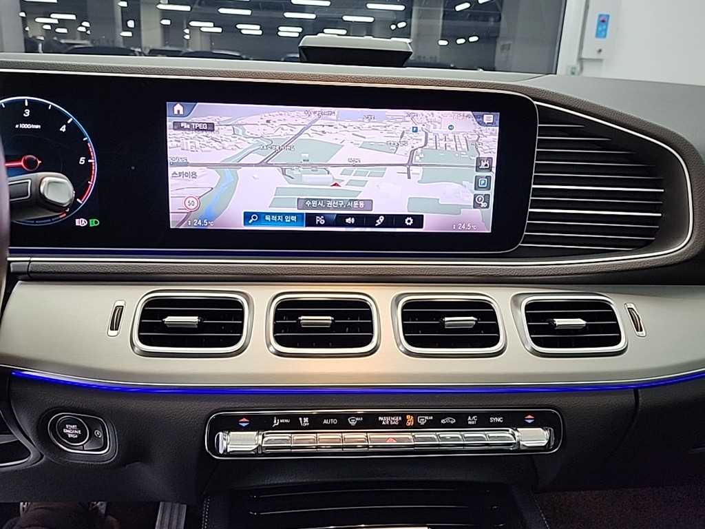 Mercedes Benz GLE Class - Vista 10